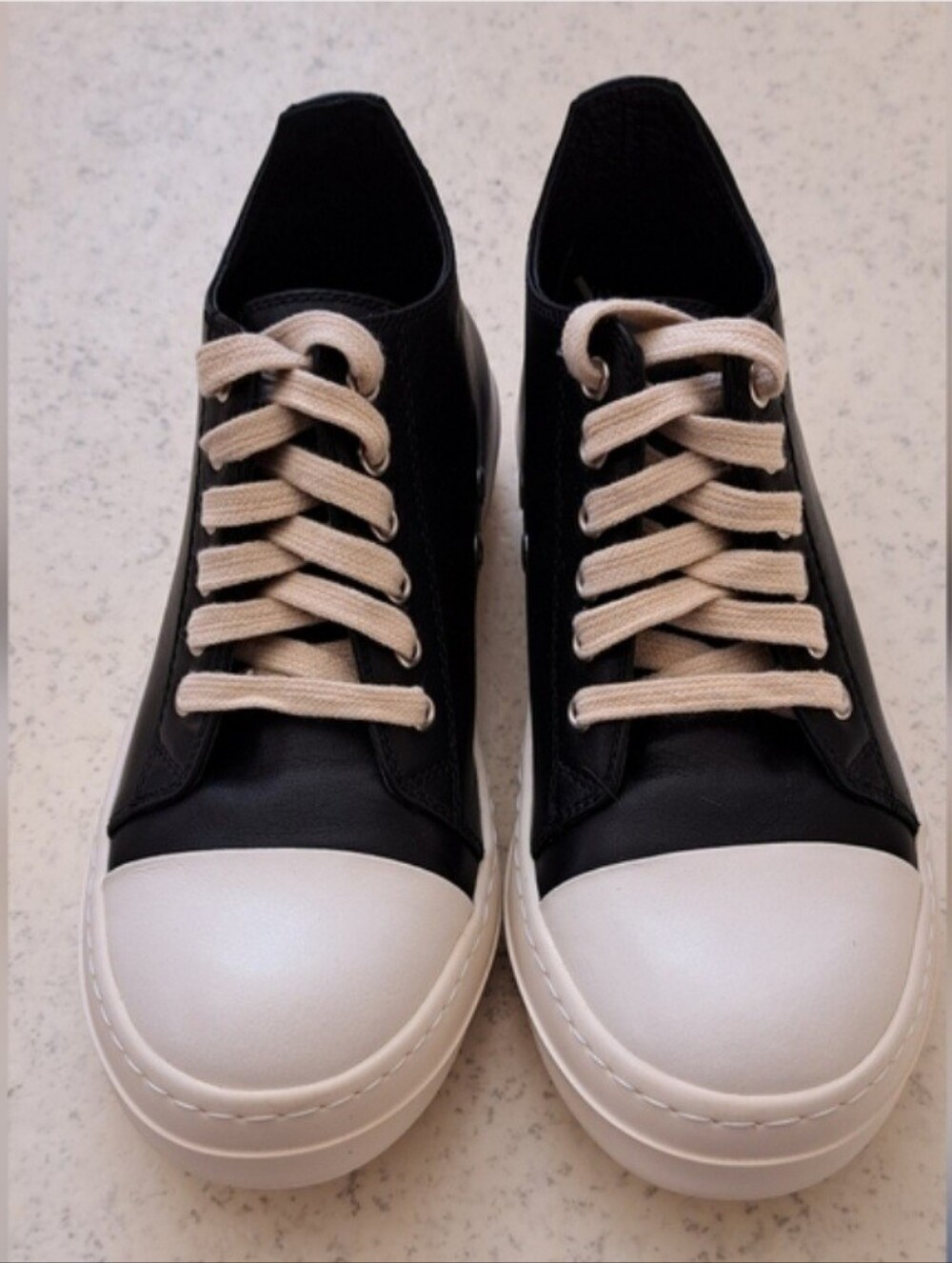 Rick Owens
Black Temple Low Sneakers